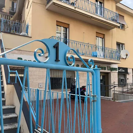 Azzurro Lejlighed *